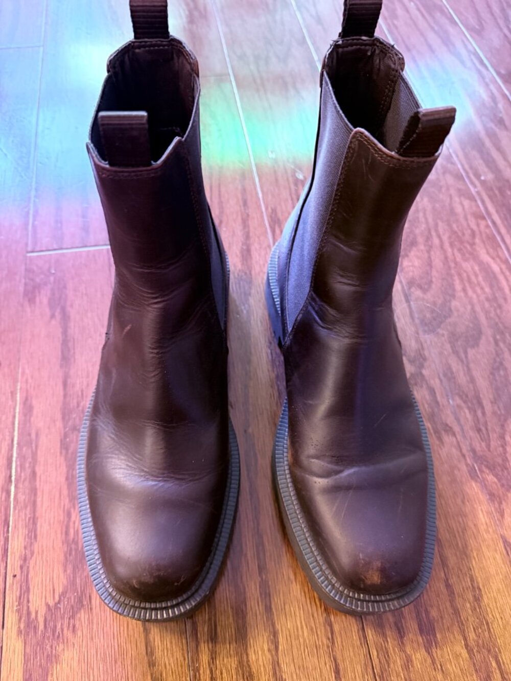 Laguna Platform Chelsea Boot - Picture 2 of 9